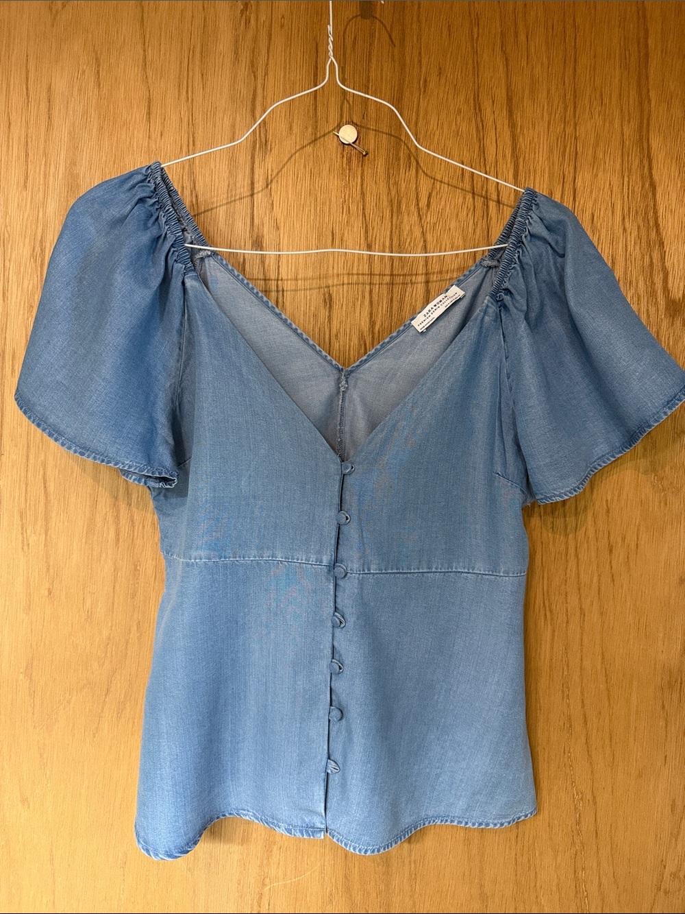 Zara Light Blue Chambray Button-Front Short-Sleeve Blouse